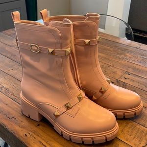 NWOT blush pink/nude moto boots! Gold stud hardware and zip closure. SIZE 9